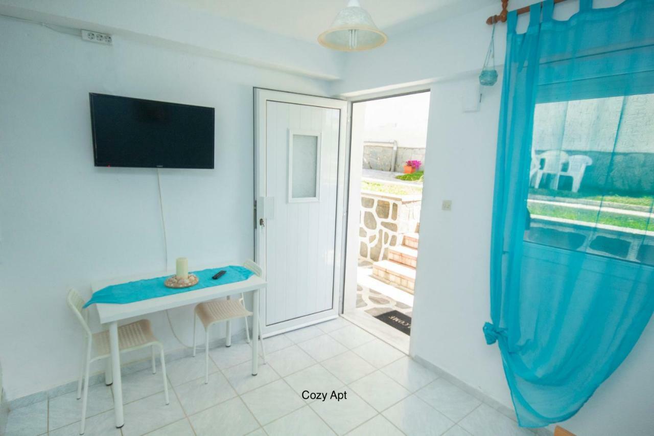 Aello Sea-Seafront Apartments สกาลา ฟูร์กาส ภายนอก รูปภาพ